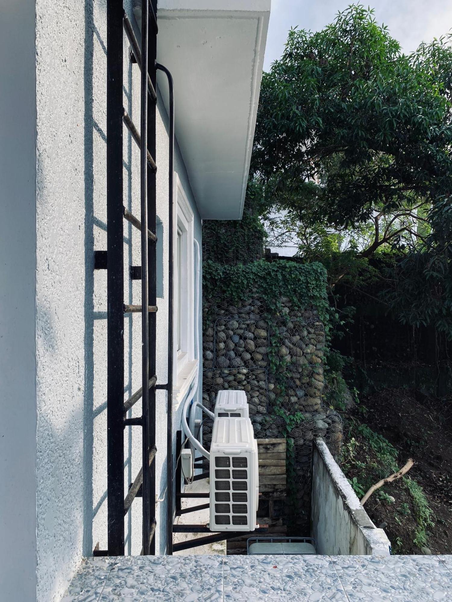 Lakayo Hillside Apartelle San Juan  Exterior photo
